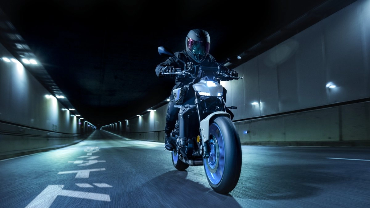 assets/images/motorcycles/models/mt-03-2026/6176f06a-1fea-472f-b7d9-96a3ac15a74d.png