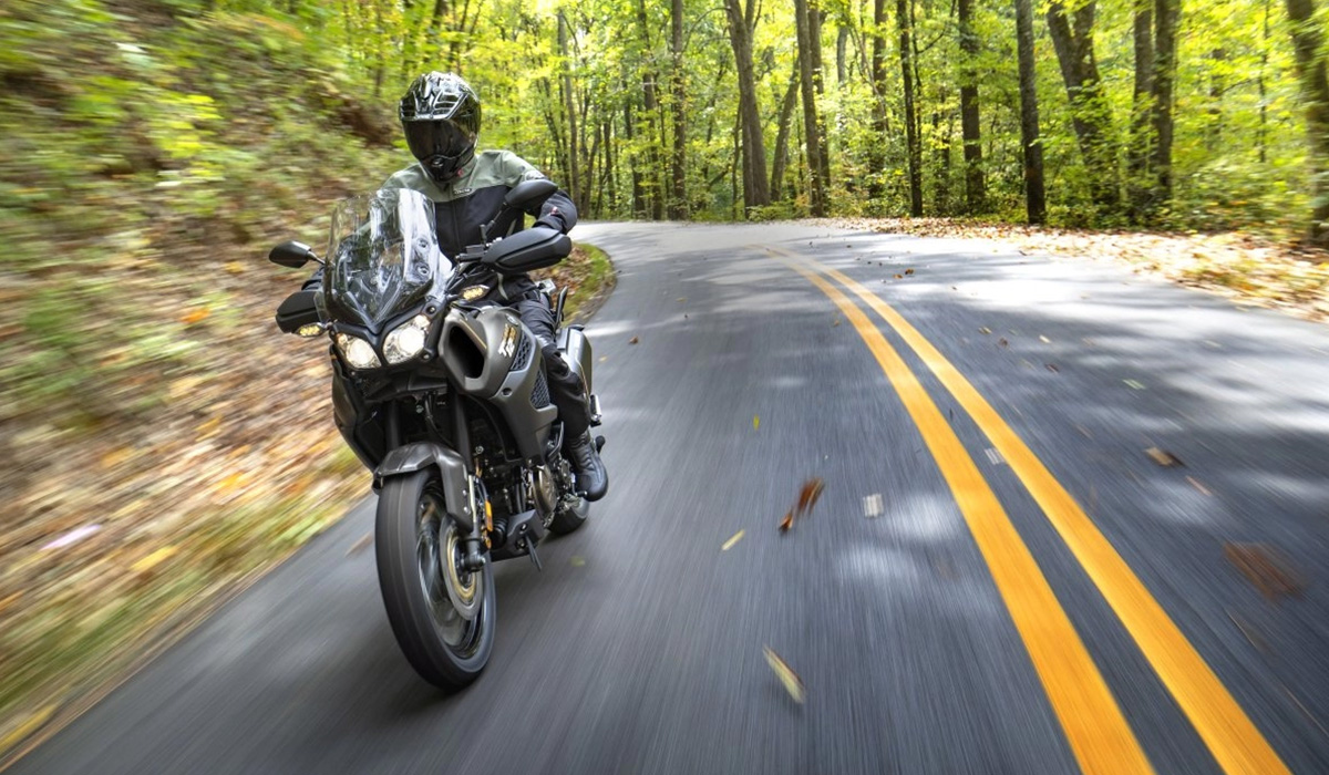 assets/images/motorcycles/models/super-tenere-1200ze-2024/baec63ad-22d7-4bcd-9dbb-58eef62cefa7.jpg