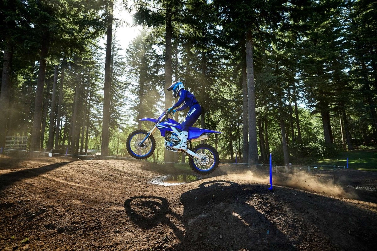 assets/images/motorcycles/models/yz250f-2025/9.jpg