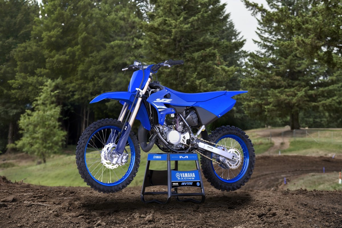 assets/images/motorcycles/models/yz85-lw-2025/8.jpg
