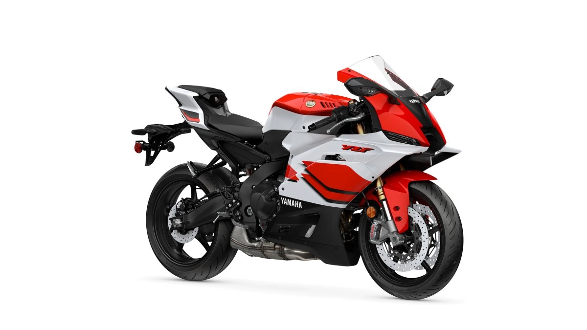 assets/images/motorcycles/thumbnails/yzf-r9-2026.png