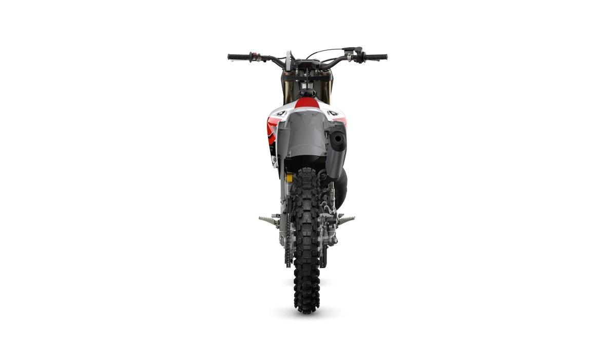 assets/images/motorcycles/models/yzf-125-2026/420d313d-551f-40f9-9714-c2a91b701bde.png